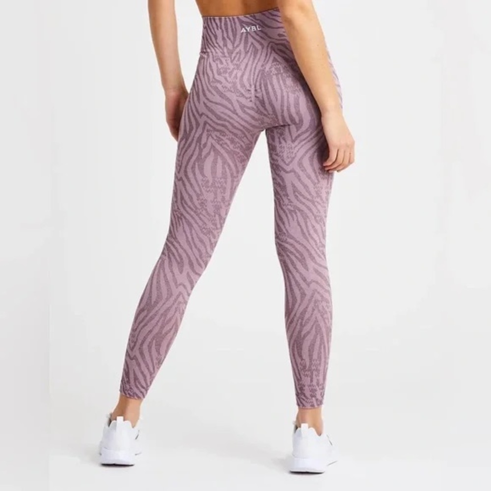 AYBL Evolve Animal Stripe Seamless Leggings - Mauve Lilac